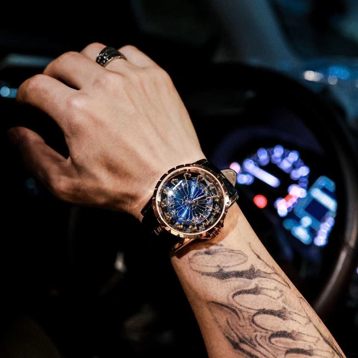 นาฬิกาผู้ชายที่หรูหราและสง่างา - Zodiac Luxury Watch บทวิจารณ์และราคา