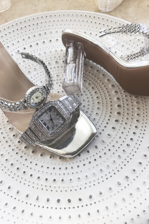 รองเท้าส้นสูงคริสตัลดีไซน์ดั้ง - Luxury Watch Strap บทวิจารณ์และราคา