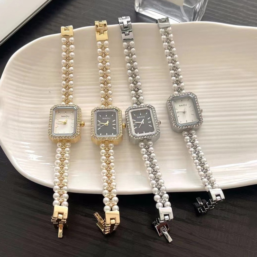 นาฬิกาข้อมือผู้หญิงสุดหรู สายป - Luxury Watch For Girls บทวิจารณ์และราคา