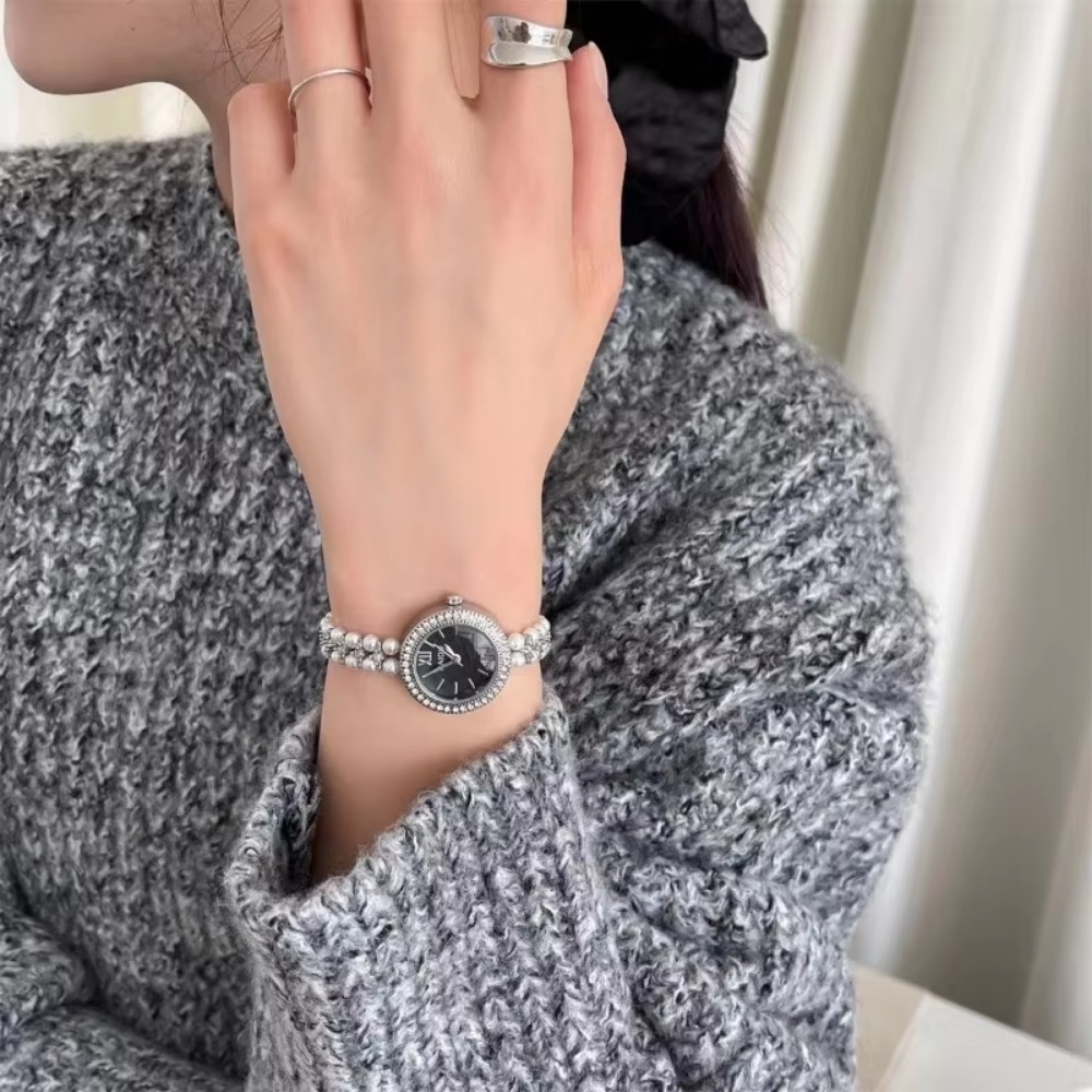นาฬิกาข้อมือผู้หญิงสุดหรู สายป - Luxury Watch For Girls บทวิจารณ์และราคา